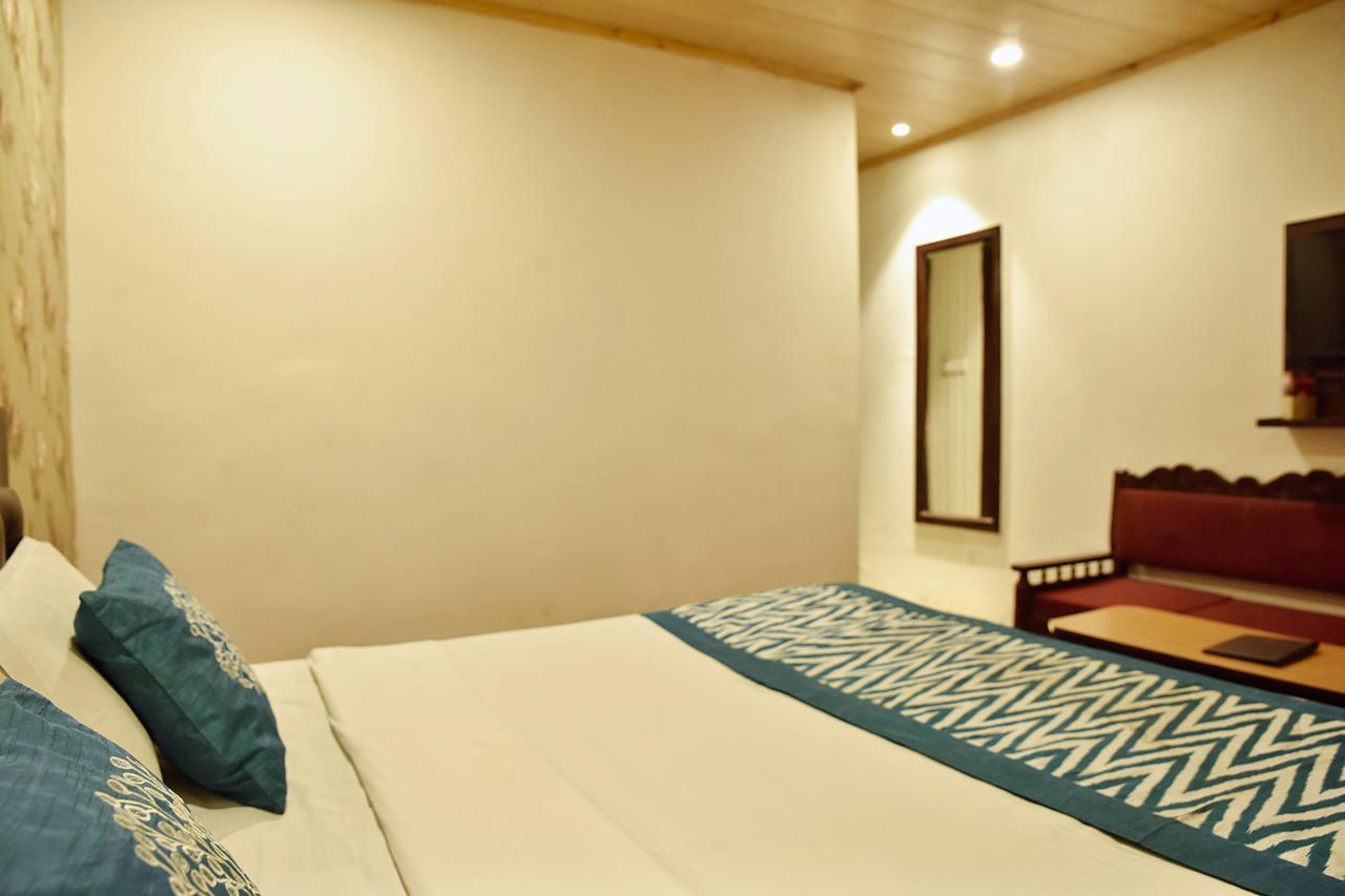 Oyo 8917 Hotel Crystal Palace Shimla Exterior photo